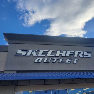 SKECHERS Warehouse Outlet on Yelp