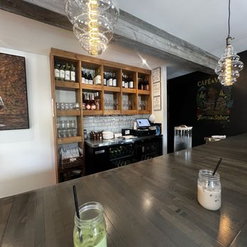 Lapluma Coffee & Wine - Bar - Coffee & Tea Near Me - Alexandria, Virginia