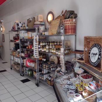Vivant Fine Cheese - Inside - Cheese Shops Near Me - Paso Robles, California