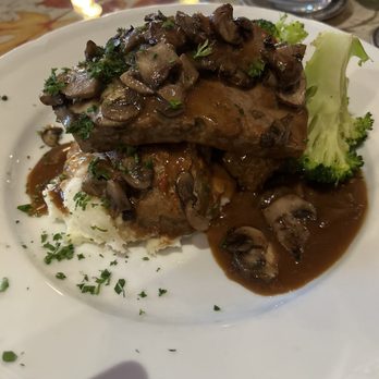Martin's Tavern - Grandma's meatloaf - Breakfast & Brunch Near Me - Washington, DC, District of Columbia