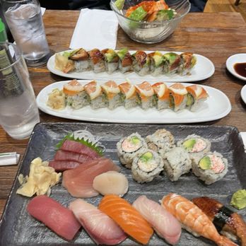 Sanraku Oakridge - 49er roll, Dragon Roll, Salmon Oyako, Sushi & Sashimi Platter - Sushi Bars Near Me - San Jose, California Sanraku Oakridge - 49er roll, Dragon Roll, Salmon Oyako, Sushi & Sashimi Platter - Sushi Bars Near Me - San Jose, California