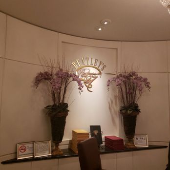 Bentley's Restaurant - Lobby at Bently's on 27 - French Near Me - Charlotte, North Carolina Bentley's Restaurant - Lobby at Bently's on 27 - French Near Me - Charlotte, North Carolina