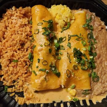 Chevys - CHIPOTLE CHICKEN ENCHILADAS ($18.50) - NO SOUR CREAM, Refried Beans - Mexican Near Me - Fairfield, California Chevys - CHIPOTLE CHICKEN ENCHILADAS ($18.50) - NO SOUR CREAM, Refried Beans - Mexican Near Me - Fairfield, California