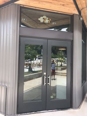 Junior's Pizza by null