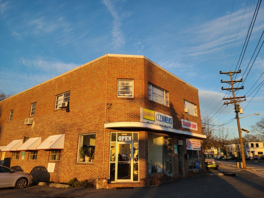 RARITAN RAINBOW CLEANERS Updated September 2024 705 Raritan Ave