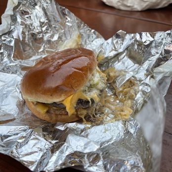 Small Cheval- Old Town - Cheeseburger - Burgers Near Me - Chicago, Illinois Small Cheval- Old Town - Cheeseburger - Burgers Near Me - Chicago, Illinois