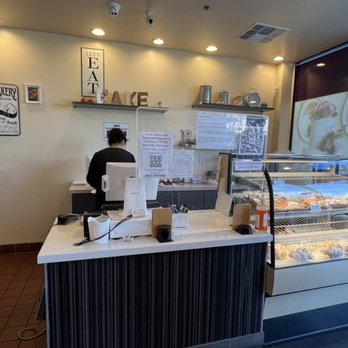 Bakery 101 - Interior - Bakeries Near Me - Santa Ana, California