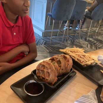 Taste Bar + Kitchen - Cheeseburger waffles and fries - Cocktail Bars Near Me - Houston, Texas