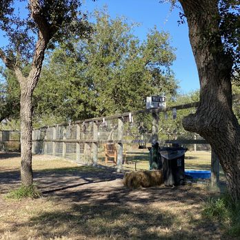 Memorial Park - Water station - Dog Parks Near Me - Rockport, Texas