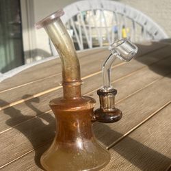 Sunny's E Cigarettes - Tried to by a 90 degree banger instead of a 45 degree but the desk man wouldn't listen and insisted it was fine :/