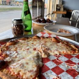 Small cheese pizza