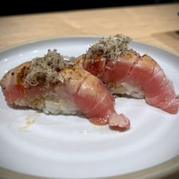 Chu Toro Nigiri