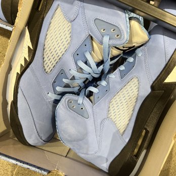Nike Clearance Store - San Leandro - Shoe Stores Near Me - San Leandro, California Nike Clearance Store - San Leandro - Shoe Stores Near Me - San Leandro, California