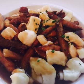 Le Pourvoyeur - Breakfast & Brunch Near Me - Montreal, Quebec Le Pourvoyeur - Breakfast & Brunch Near Me - Montreal, Quebec