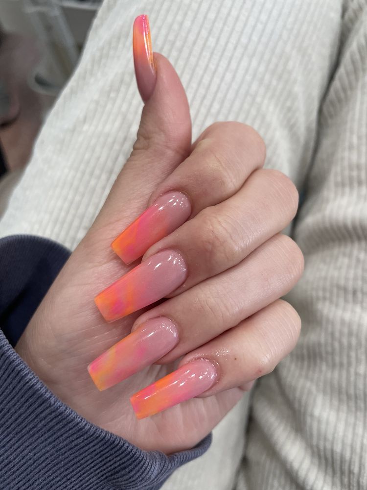 BONITAS NAILS Updated September 2024 609 N Broadway, Escondido