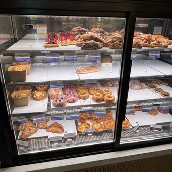 Paris Baguette - Bakeries Near Me - Cherry Hill, New Jersey