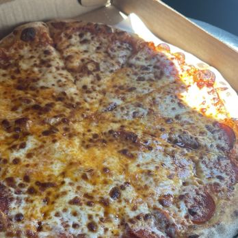 Italiano Pizzeria - Pepperoni pizza - Pizza Near Me - Capitol Heights, Maryland