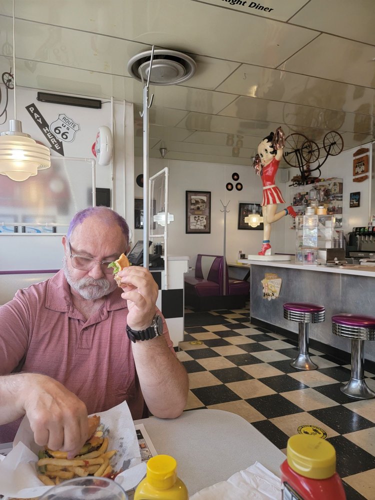 STOCK POT DINER, CATERING & LIMOUSINE Updated October 2024 46