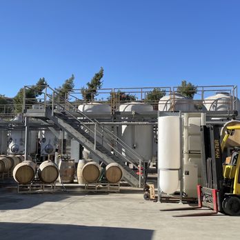 Temecula Valley Cable Car Wine Tours - Sommerset Winery - Wine Tours Near Me - Temecula, California