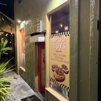 LA Spud Guys - Tiny little shop in the back with awesome food. - Fast Food Near Me - Los Angeles, California