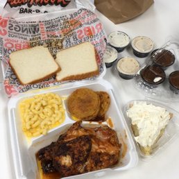 FULL MOON BBQ - Updated December 2025 - 32 Photos & 58 Reviews - 525