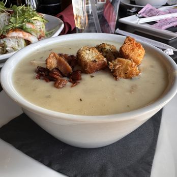 Smokin Fins - Sushi Bars Near Me - Highlands Ranch, Colorado