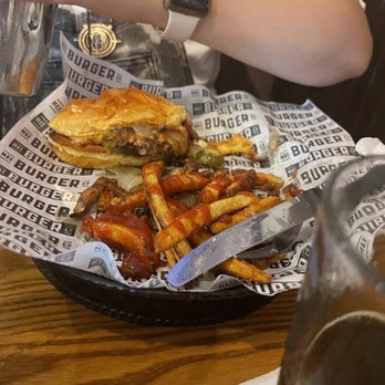 Milwaukee Burger Company - Burger and fries - Burgers Near Me - La Crosse, Wisconsin Milwaukee Burger Company - Burger and fries - Burgers Near Me - La Crosse, Wisconsin