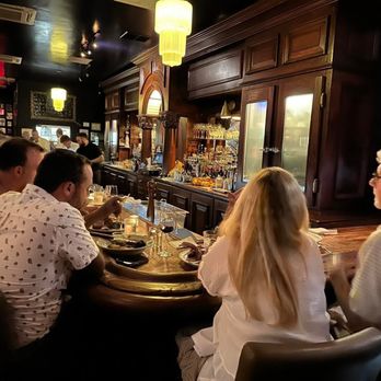 PaulBar - Beautiful bar - American Near Me - Palm Springs, California PaulBar - Beautiful bar - American Near Me - Palm Springs, California