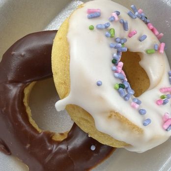 Monita's Bakery - Gluten-free chocolate and gluten-free vanilla - Custom Cakes Near Me - Gardendale, Alabama Monita's Bakery - Gluten-free chocolate and gluten-free vanilla - Custom Cakes Near Me - Gardendale, Alabama