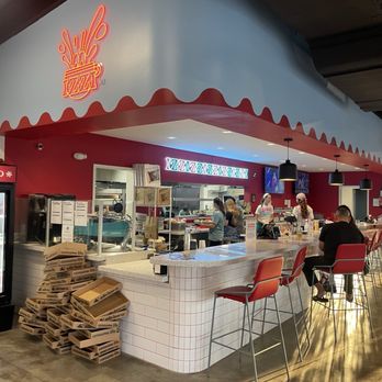 Aslin Beer Company - On the other side, you can get pizza - Breweries Near Me - Herndon, Virginia