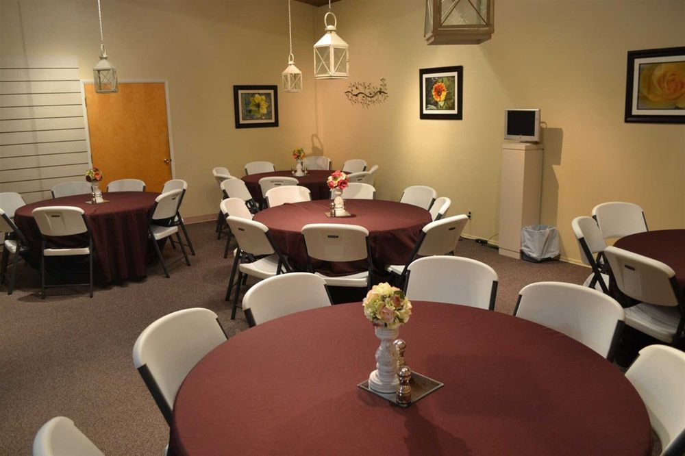 WILSON’S CHAPEL OF THE ROSES - Updated October 2025 - 21 Photos - 965 W