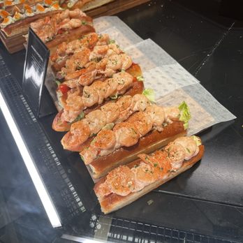 Harrods - Shrimp Rolks - Department Stores Near Me - London, XGL