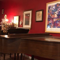 Stagecoach Place Café - Music station
