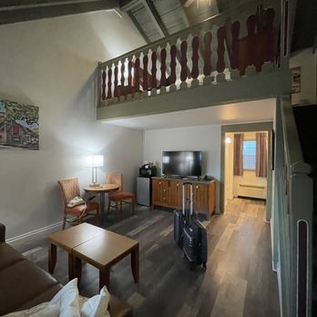 Royal Copenhagen Inn - Our 2 story bedroom - Hotels Near Me - Solvang, California Royal Copenhagen Inn - Our 2 story bedroom - Hotels Near Me - Solvang, California