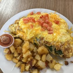 Country Scrambled Cafe - Chicken Florentine omelet
