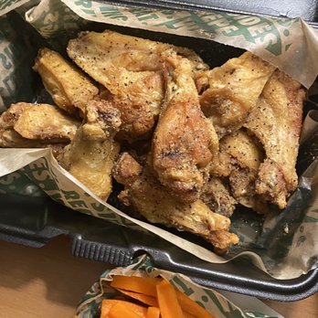 Wingstop - Chicken Wings Near Me - Palm Desert, California