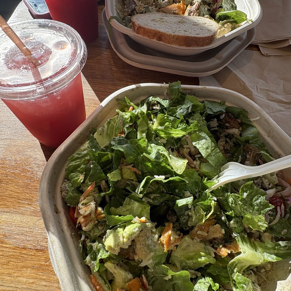 hisiscus drink and salad hisiscus drink and salad