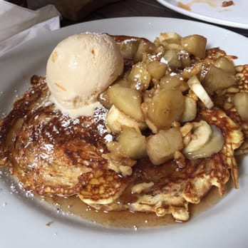 Blue Daisy - Croissant French Toast- a nice sweet way to start the day! - Creperies Near Me - Santa Monica, California Blue Daisy - Croissant French Toast- a nice sweet way to start the day! - Creperies Near Me - Santa Monica, California