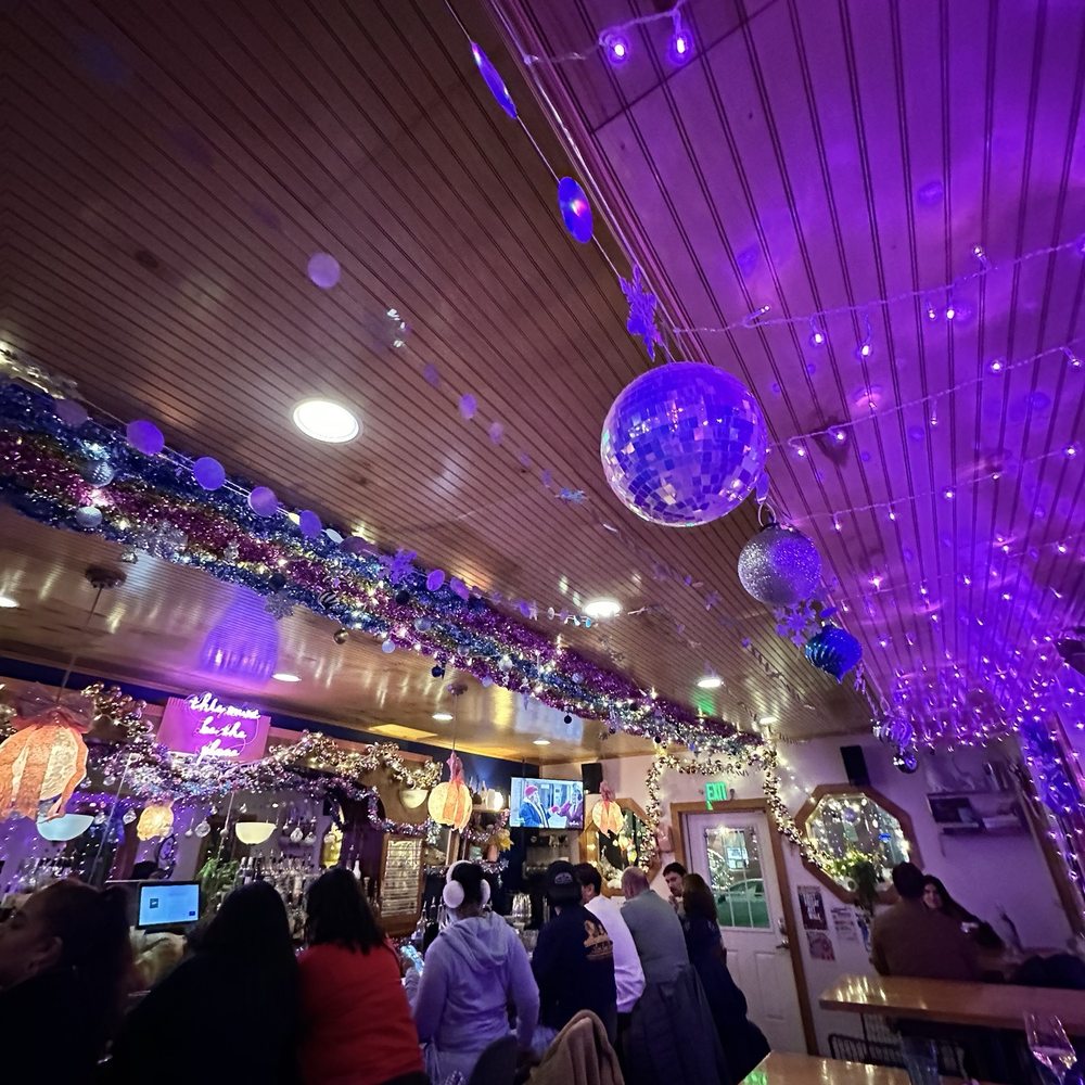 Sally O's - Holiday decor everywhere! - Bars Near Me - Baltimore, Maryland Sally O's - Holiday decor everywhere! - Bars Near Me - Baltimore, Maryland