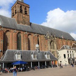 LIJN49 City Walk - Saint George church