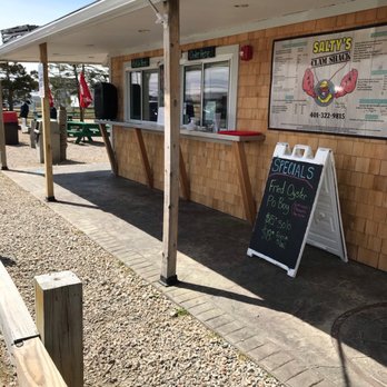 Salty’s Clam Shack - Walk up ordering & picnic tables around the side corner. - American Near Me - Westerly, Rhode Island