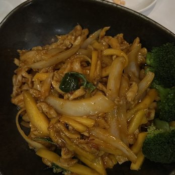 Burma Taste - Mango Chicken - Noodles Near Me - Sunnyvale, California Burma Taste - Mango Chicken - Noodles Near Me - Sunnyvale, California