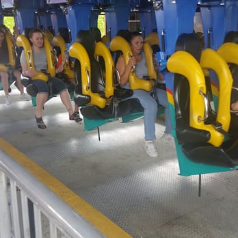 Talon - The station platform lowers before dispatching the train (as with all B&M inverted models) - Amusement Parks Near Me - Allentown, Pennsylvania