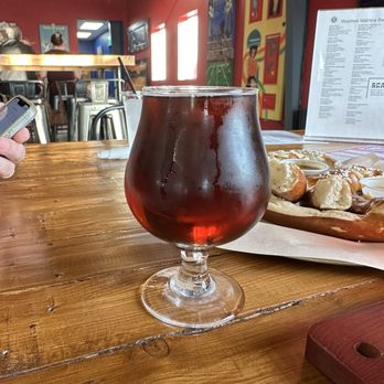 Voodoo Brewing - RedRight Return after Winona's Big Brown Ale and Tag and Release each were told out one then the other - Brewpubs Near Me - Valrico, Florida