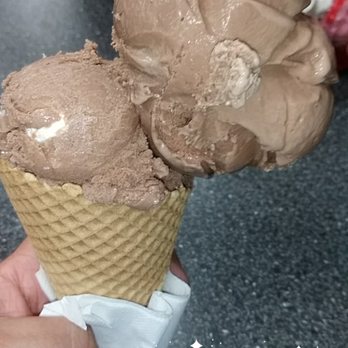 Braum's - Double dip ice cream. - Ice Cream & Frozen Yogurt Near Me - Dallas, Texas Braum's - Double dip ice cream. - Ice Cream & Frozen Yogurt Near Me - Dallas, Texas