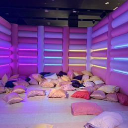 Dirty pillows Dirty pillows