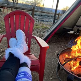 Complimentary Lava Seats to keep your bum warm and fire pits while imbibing outdoors in below freezing weather. So comfortable! Complimentary Lava Seats to keep your bum warm and fire pits while imbibing outdoors in below freezing weather. So comfortable!