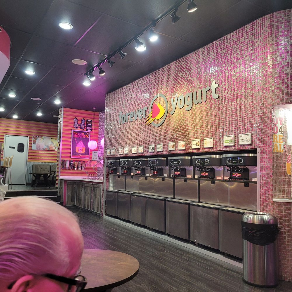 Forever Yogurt - the interior of a fast food restaurant - Ice Cream & Frozen Yogurt Near Me - Chicago, Illinois Forever Yogurt - the interior of a fast food restaurant - Ice Cream & Frozen Yogurt Near Me - Chicago, Illinois