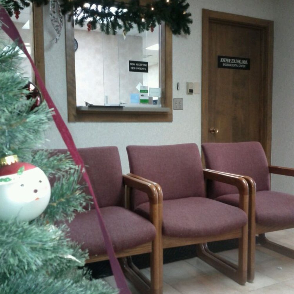 Joseph P Zolinski DDS - View from the waiting room during the holidays. :) - Oral Surgeons Near Me - Saginaw, Michigan Joseph P Zolinski DDS - View from the waiting room during the holidays. :) - Oral Surgeons Near Me - Saginaw, Michigan