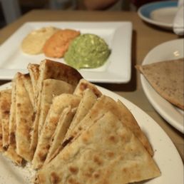 Hummus Trio Hummus Trio
